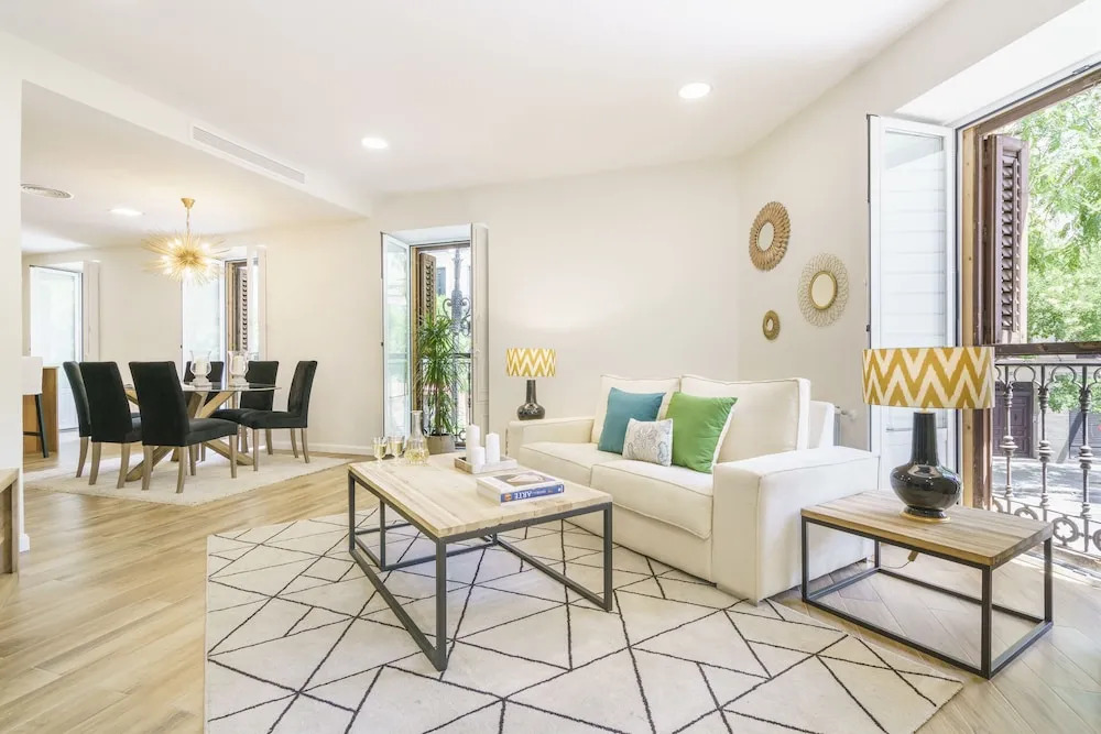 Home Club Bailen Apartments