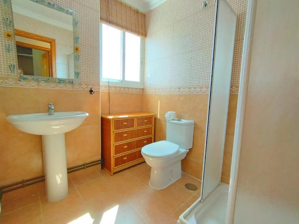 Amazing 2 bedroom apartment with private roof terrace in Torrox