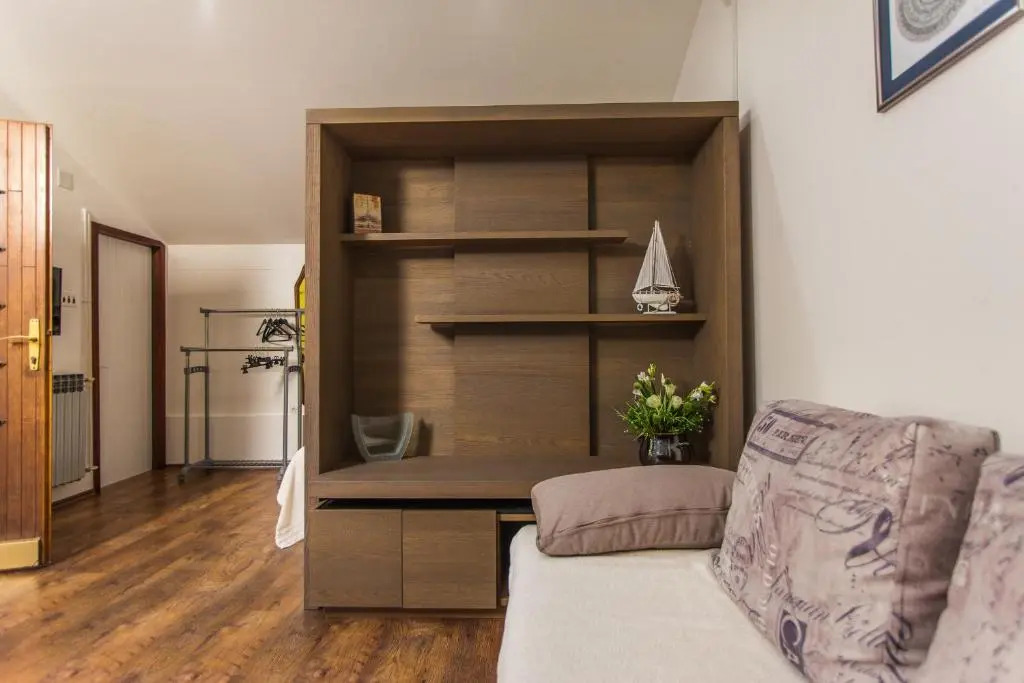 Andrije Buvine Apartments