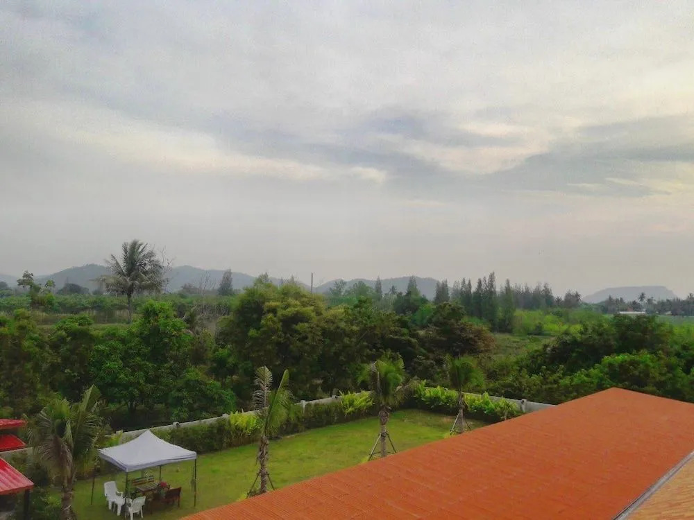 Oasis Resort