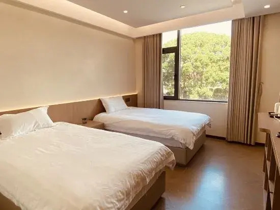 Jindonghu Hotel
