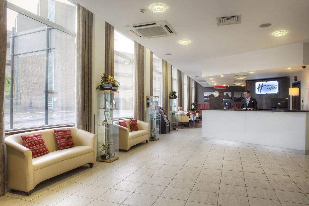 Holiday Inn Express Glasgow City Theatreland by IHG