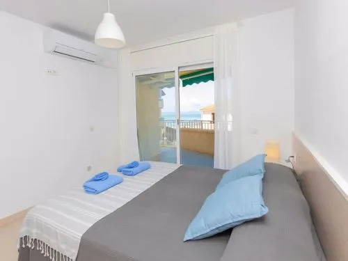 House Blue Sea Cunit