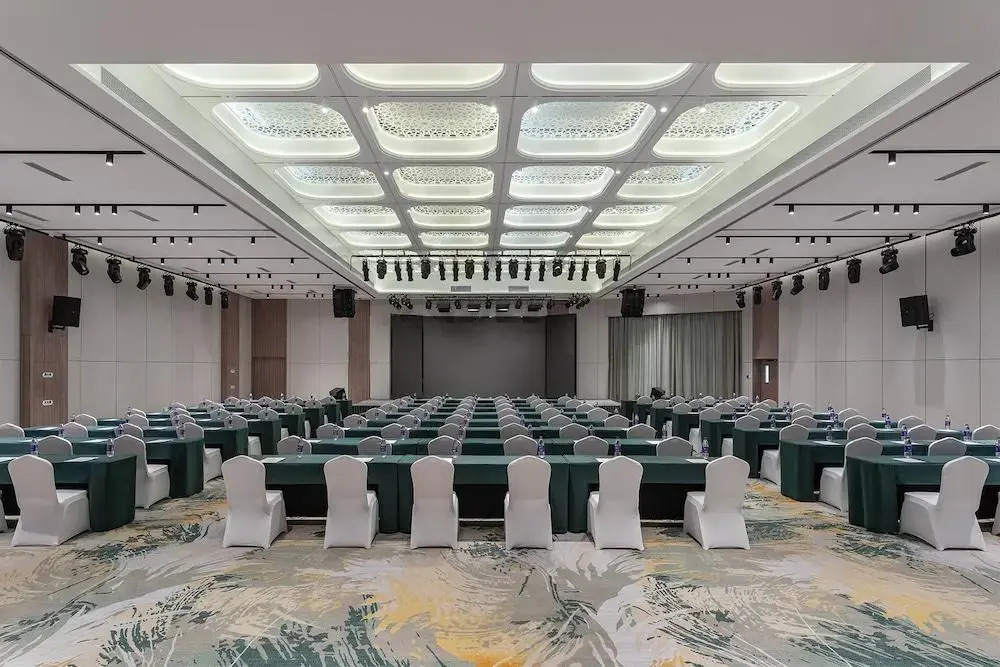 Holiday Inn Express Yinchuan Yuehai