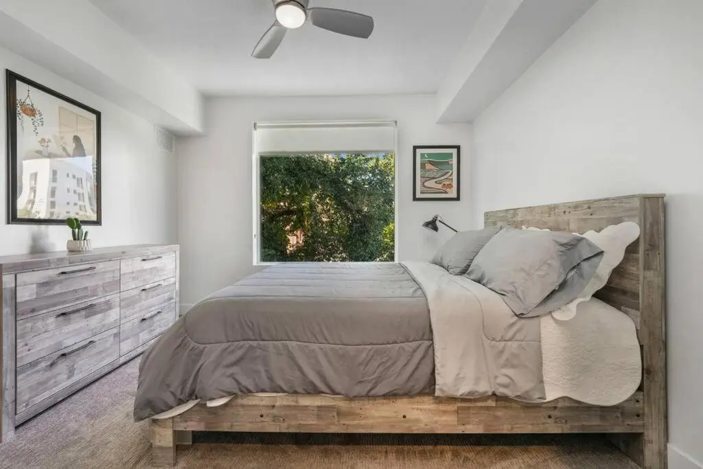 Luxe Downtown PentHouse with Amenities 76