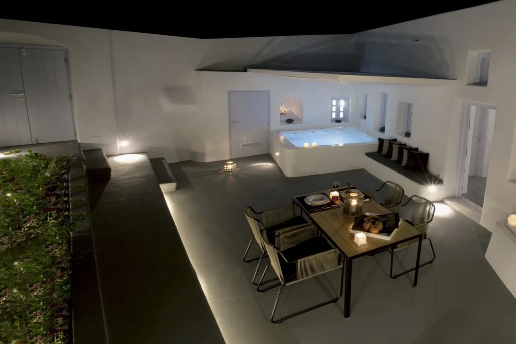 Anemolia Villa