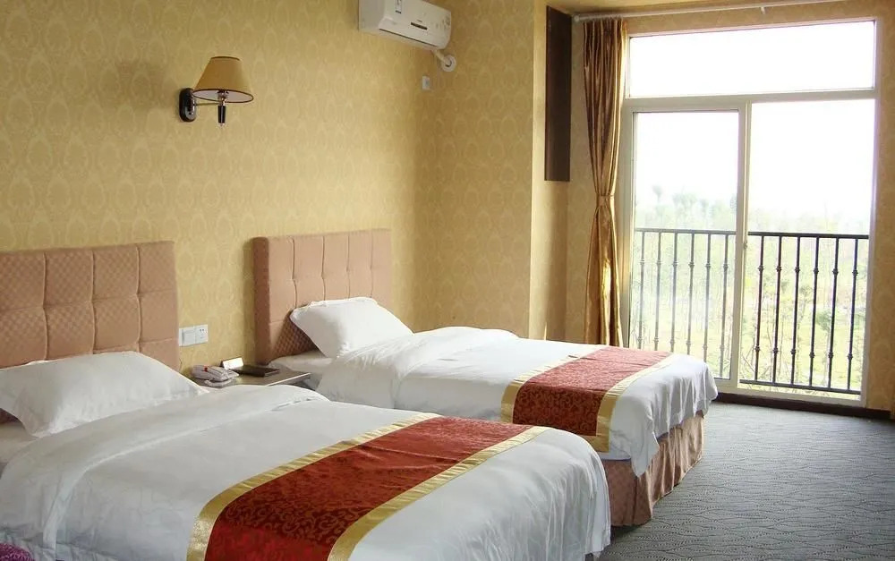 Meili Huayuan Hotel