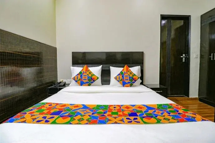Fabhotel La Ola