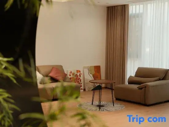 Tonglu Shanyali Linxiya Zhu  Mountain Forest Serenity Farmhouse Fresh Style Designer Vacation Rental
