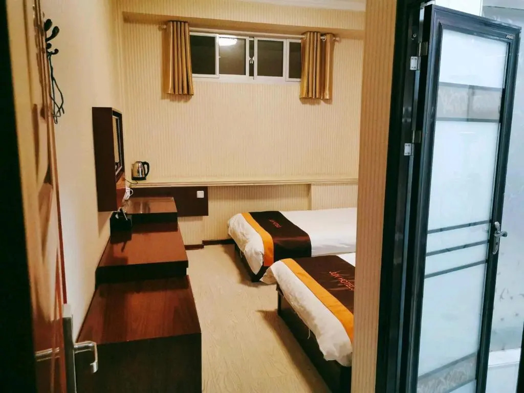 JUN Hotels Hebei Baoding Rongheng Jintai West Road