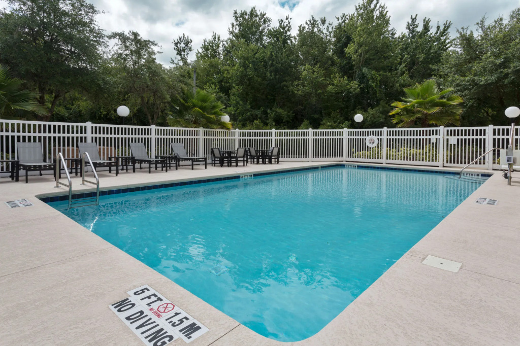 Holiday Inn Express & Suites Plant City by IHG
