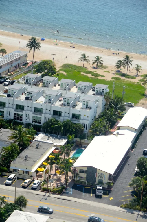 Surf Side Resort