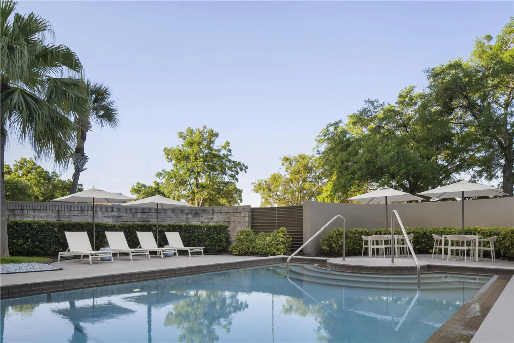 Embassy Suites by Hilton Orlando International Drive ICON Park