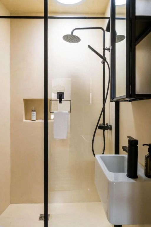 SeaYa Thoughtful Stays - Villas
