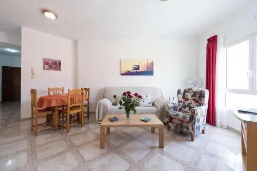 Apartamentos Castillo Mar
