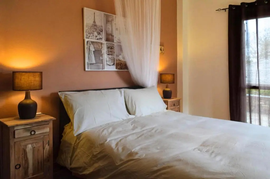 Centaur Suites & Maisonettes