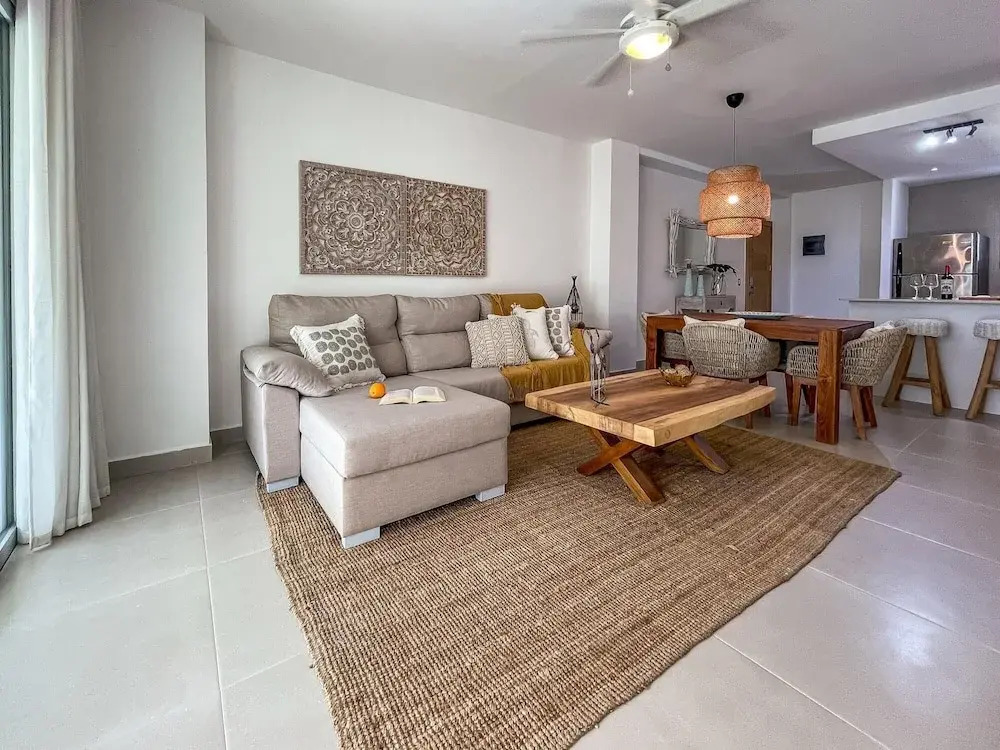 Beautiful Condo Just Steps Away From the Beach