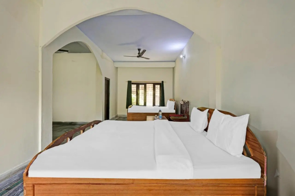 OYO 90062 Hotel Global Residency