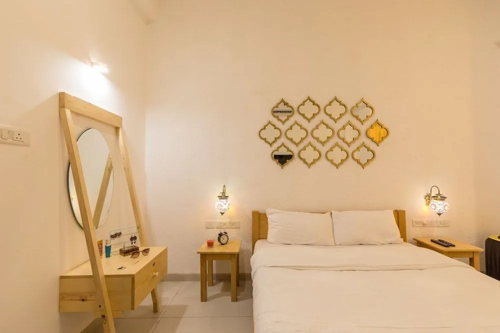 OYO 15593 Home Bohemian 1BHK Candolim