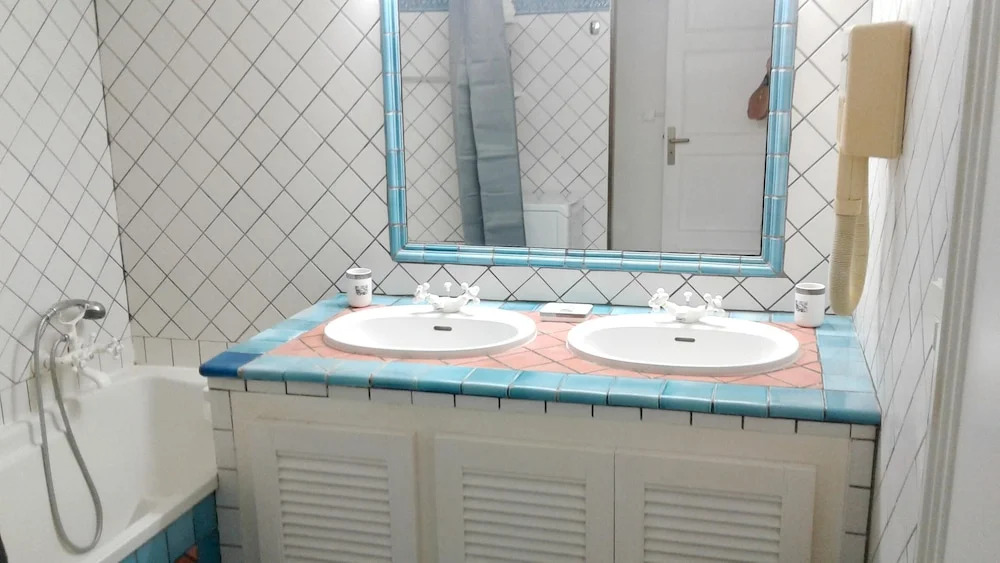 Apartment With one Bedroom in Saint-françois, With Wonderful sea View,