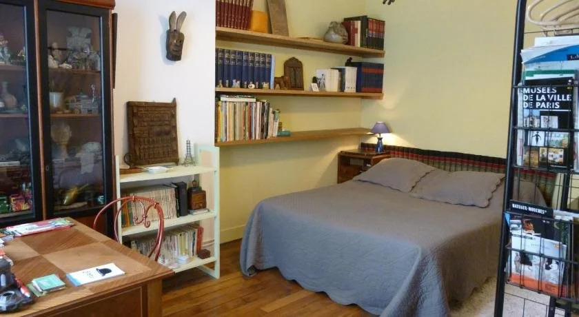 Bed And Breakfast Charonne 2