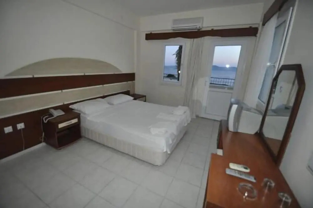 Bodrum Ada Suites Beach Hotel
