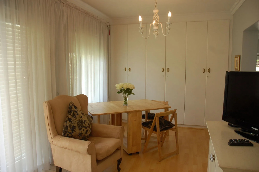 The Apartments Luxury Guest House