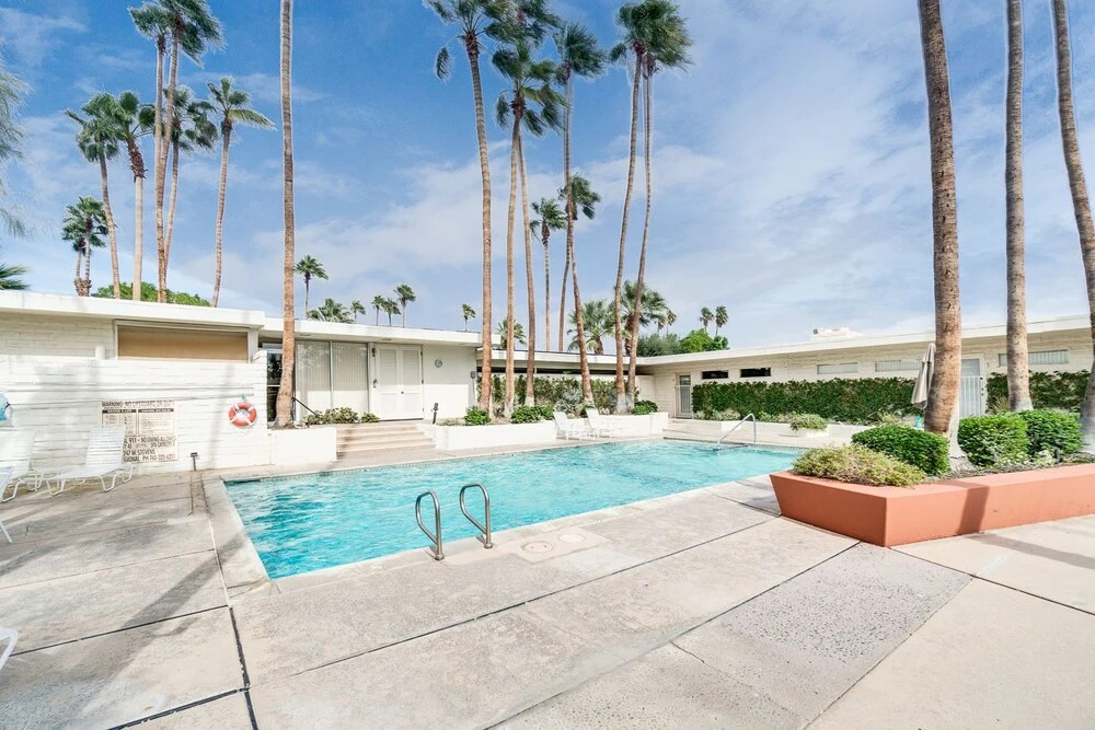 2br/2ba Historic Condo> North Of Old Las Palmas Palm Springs 2 Bedroom Condo