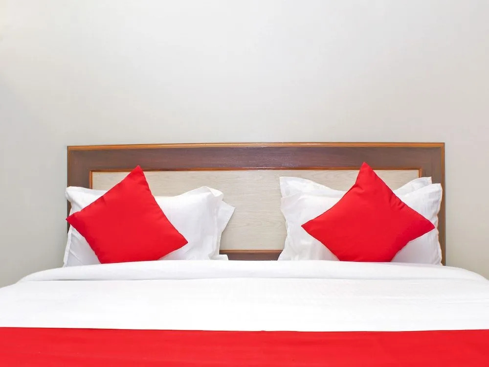 Hotel Jayratna