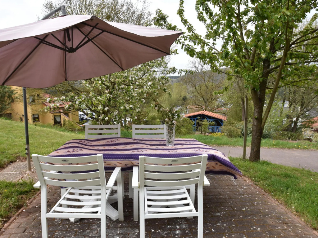 Quaint Holiday Home in Varsberg with Terrace