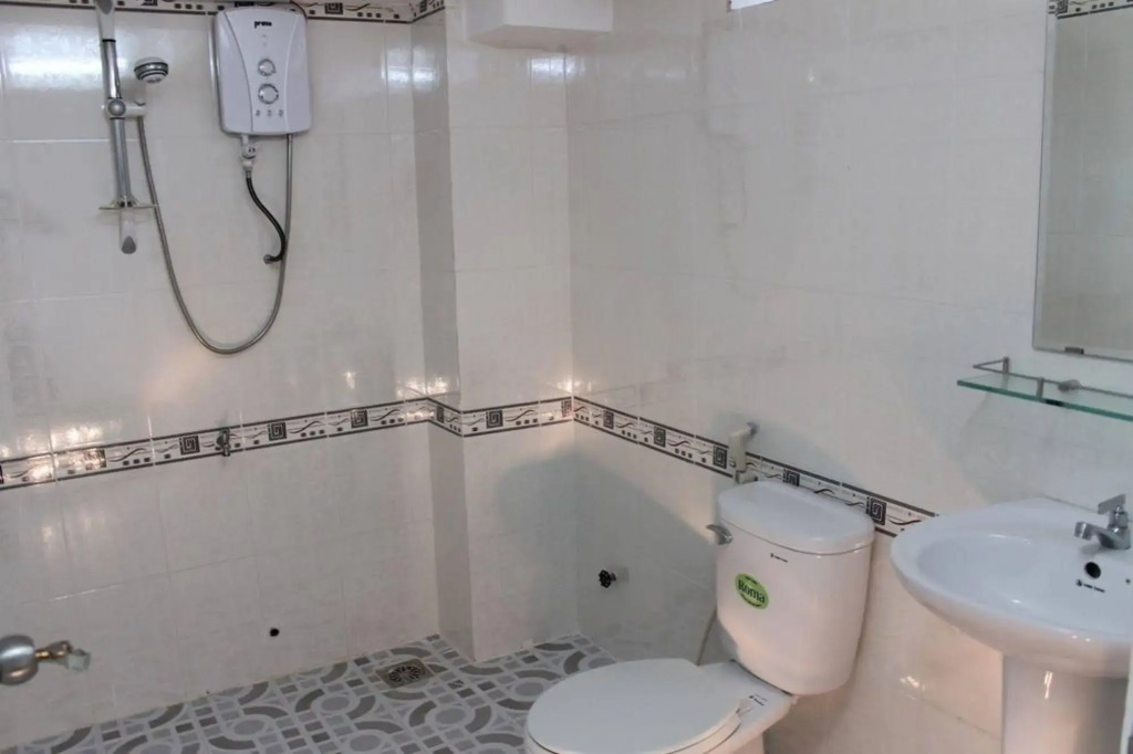 Mersey Central Saigon ApartHotel