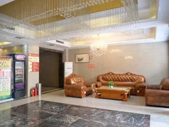 Xixia Chaoyue Business Hotel