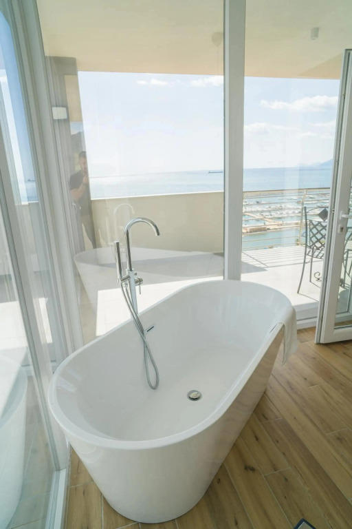 B&B Lilibeth Luxury Suites - Marina DArechi