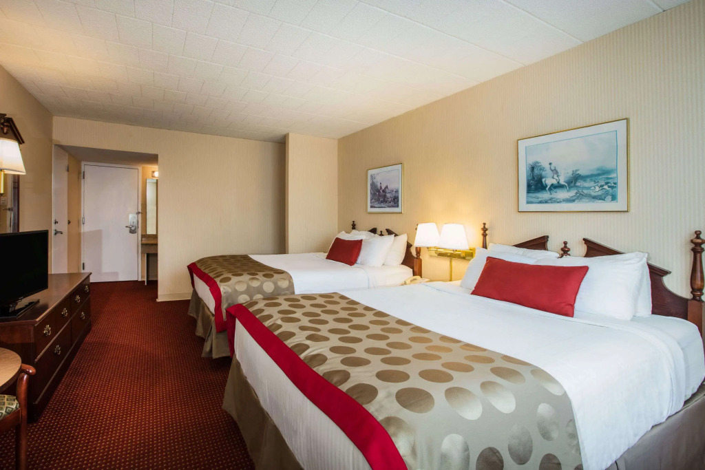 Ramada by Wyndham Ligonier