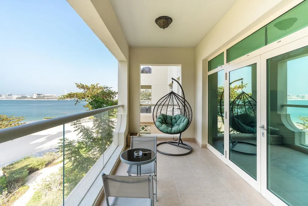 1 Bedroom Palm Jumeira with Sea View