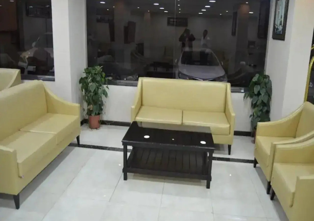 ليالي الشرقية لشقق المخدومة