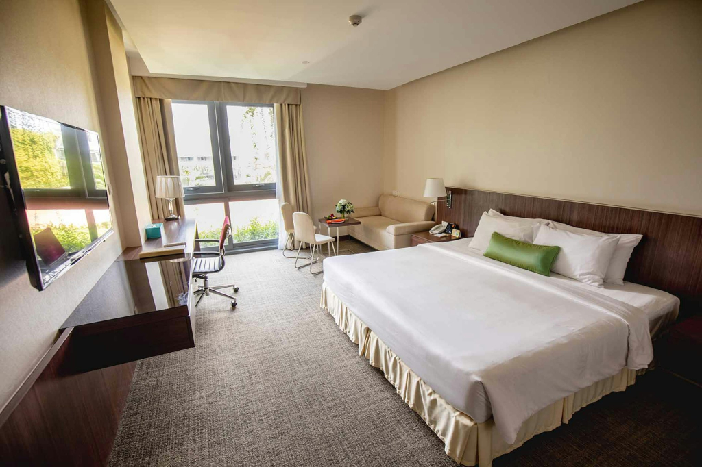 Becamex Hotel New City