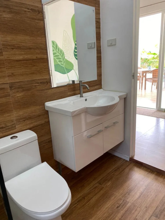 ROYAL SUITES - PORT BARTON