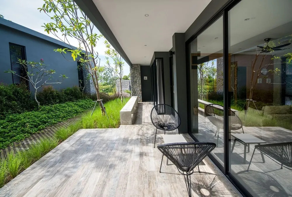 Natural Park 1 Bedroom Pavilion