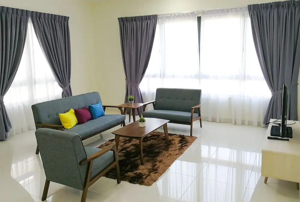 Pandora Homestay II