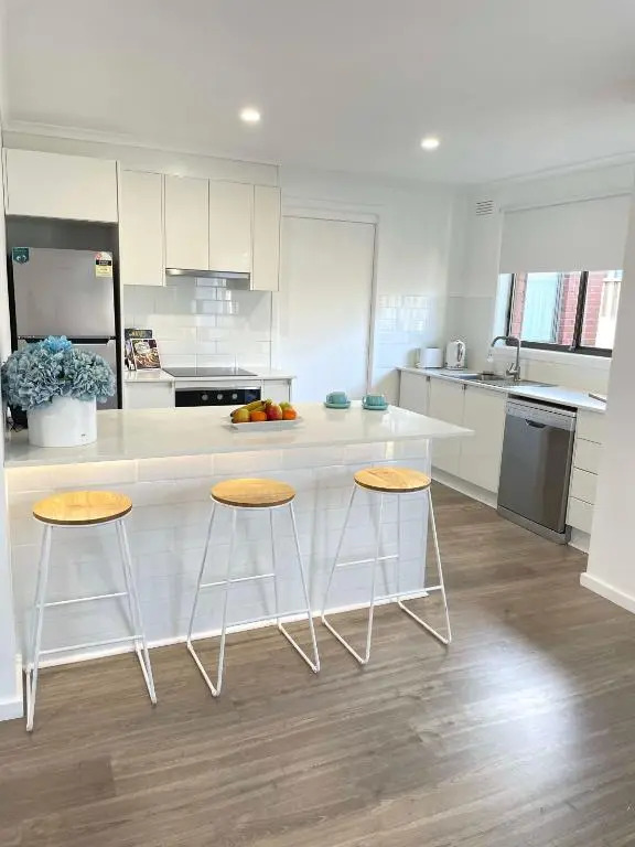 Rye By The Sea - Stunning 2BR House Seconds From The Ocean With Fast WIFI