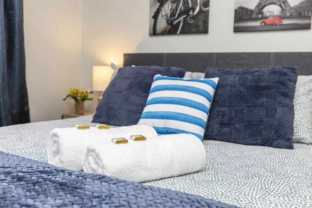 Modern - 1BR Units With Netflix - Prime Location