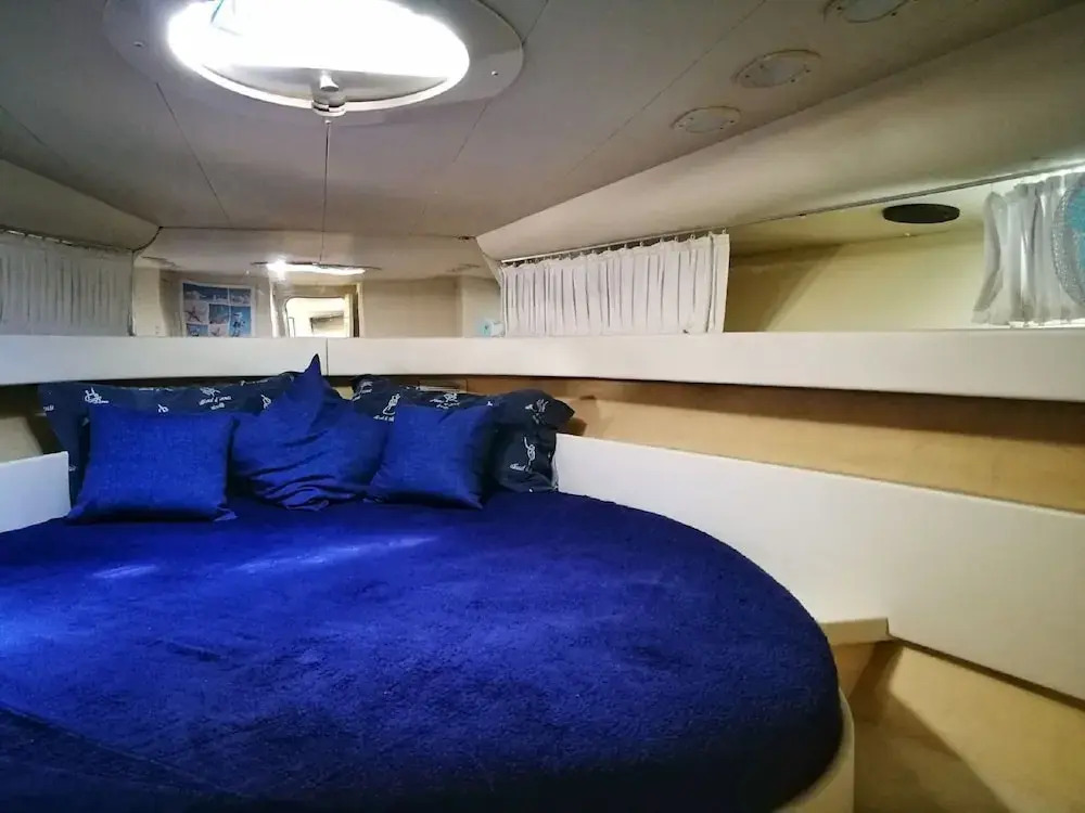 Desirè Charming House Boat