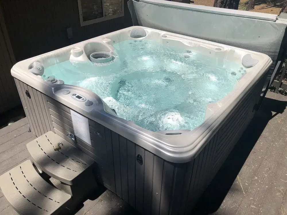Prima Del Norte - Hot Tub, Pool Table, Arcade Game!