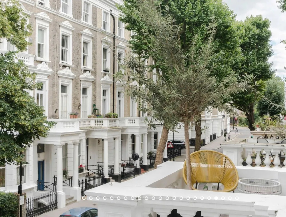 The Bengal Tiger: 2 bd apt rich with character