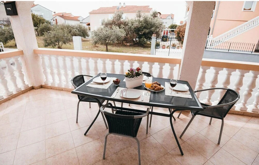 Nice Home in Vodice With Wifi and 3 Bedrooms