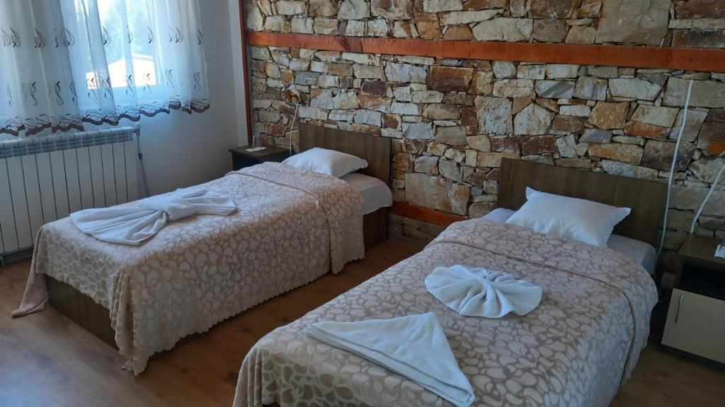 Guesthouses Prav Kamen