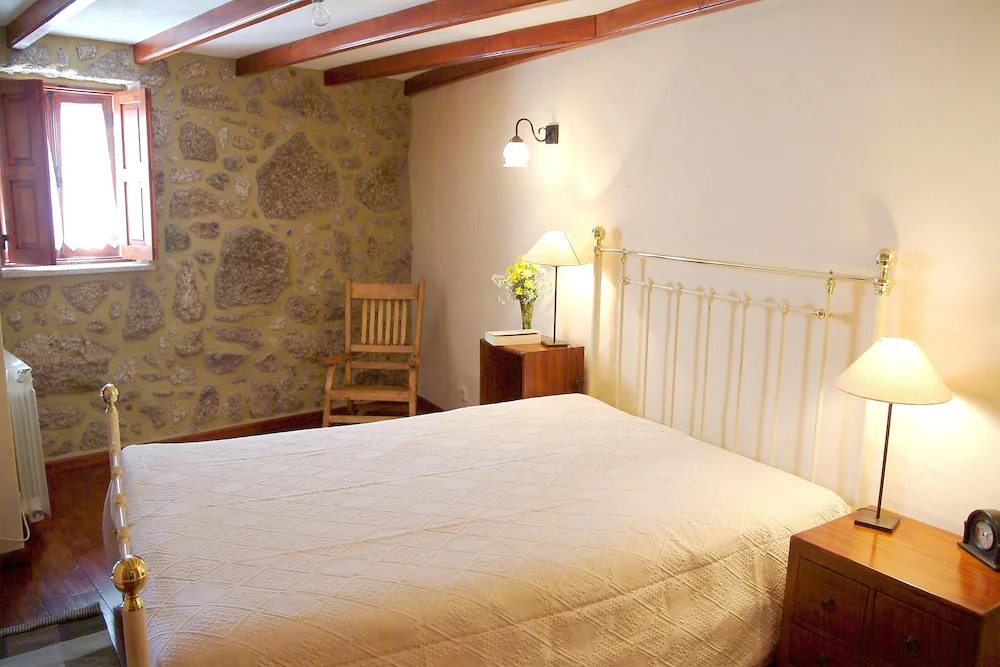 House With one Bedroom in Gouveia, With Wonderful Mountain View Near the Beach