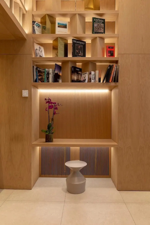 Colourful Studios In Recoletos By Allo Housing