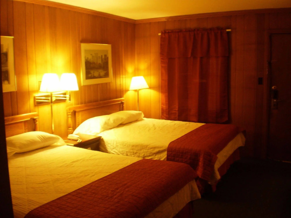 Lincoln Lodge